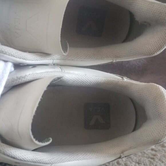 Veja V-10 Sneaker Unisex Men 7 Women 8.5 White - Picture 2 of 7